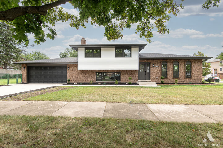 Property Photo:  15601 Latrobe Avenue  IL 60452 