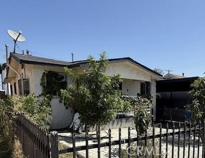 Property Photo: 413 W 109th Place CA 90061