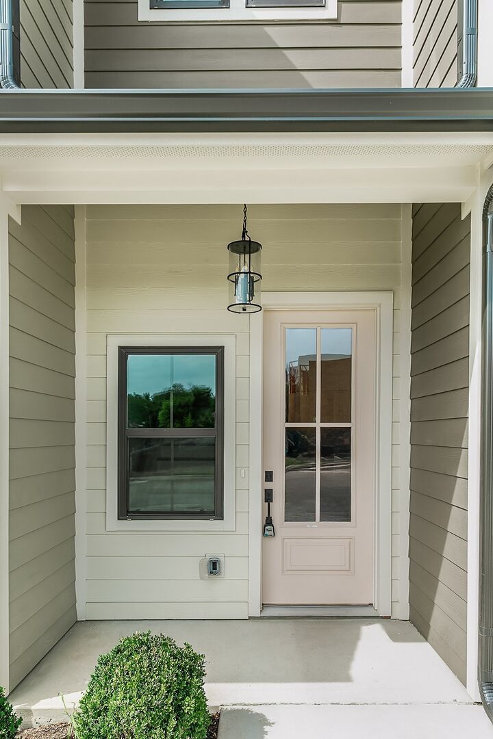 Property Photo: 1202 Valerie Lane 76 TN 37211