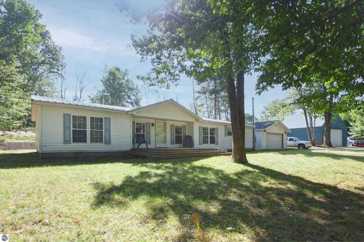 Property Photo: 8303 E Sparling Road MI 49633