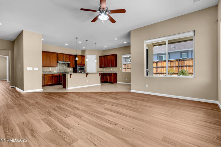 Property Photo: 260 Horizon Ridge Road NV 89441