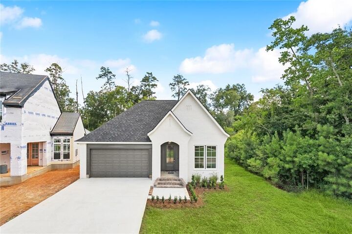 Property Photo: 17310 Paddock Circle LA 70403