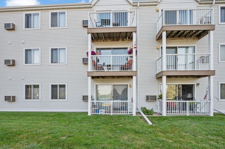 Property Photo: 101 Albion Avenue 202 MN 56031