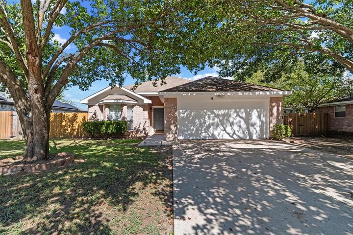 2722 Sunset Drive  Glenn Heights TX 75154 photo
