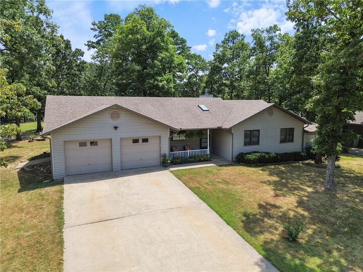 Property Photo: 12 Hillcrest Drive AR 72631