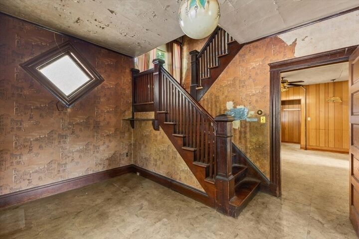 Property Photo:  346 South St  MA 02368 