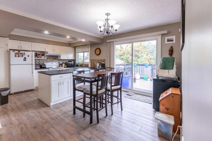 22 Nyman Crescent  Red Deer AB T4P 1Z7 photo