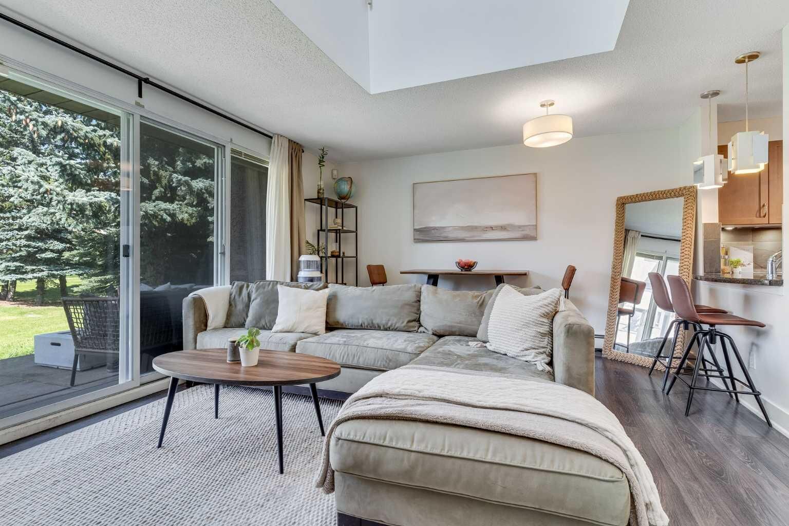 Property Photo: 203 Village Terrace SW 10 AB T3H 2L2