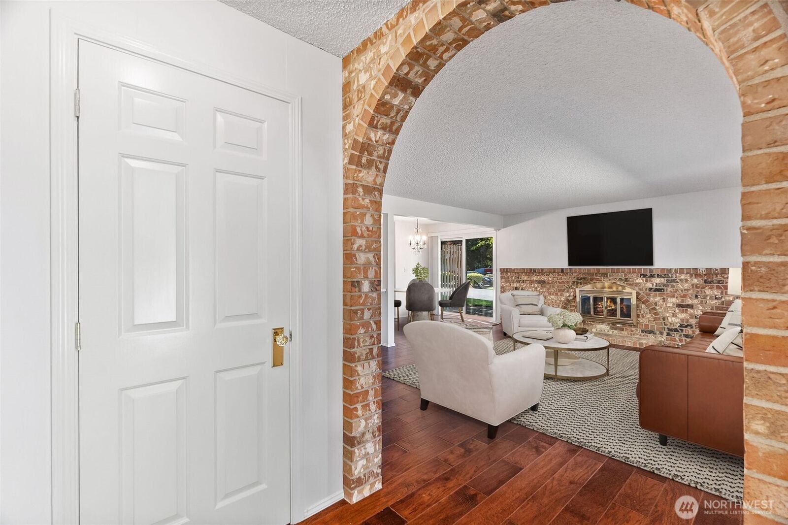 Property Photo:  2810  Garden Court A  WA 98388 