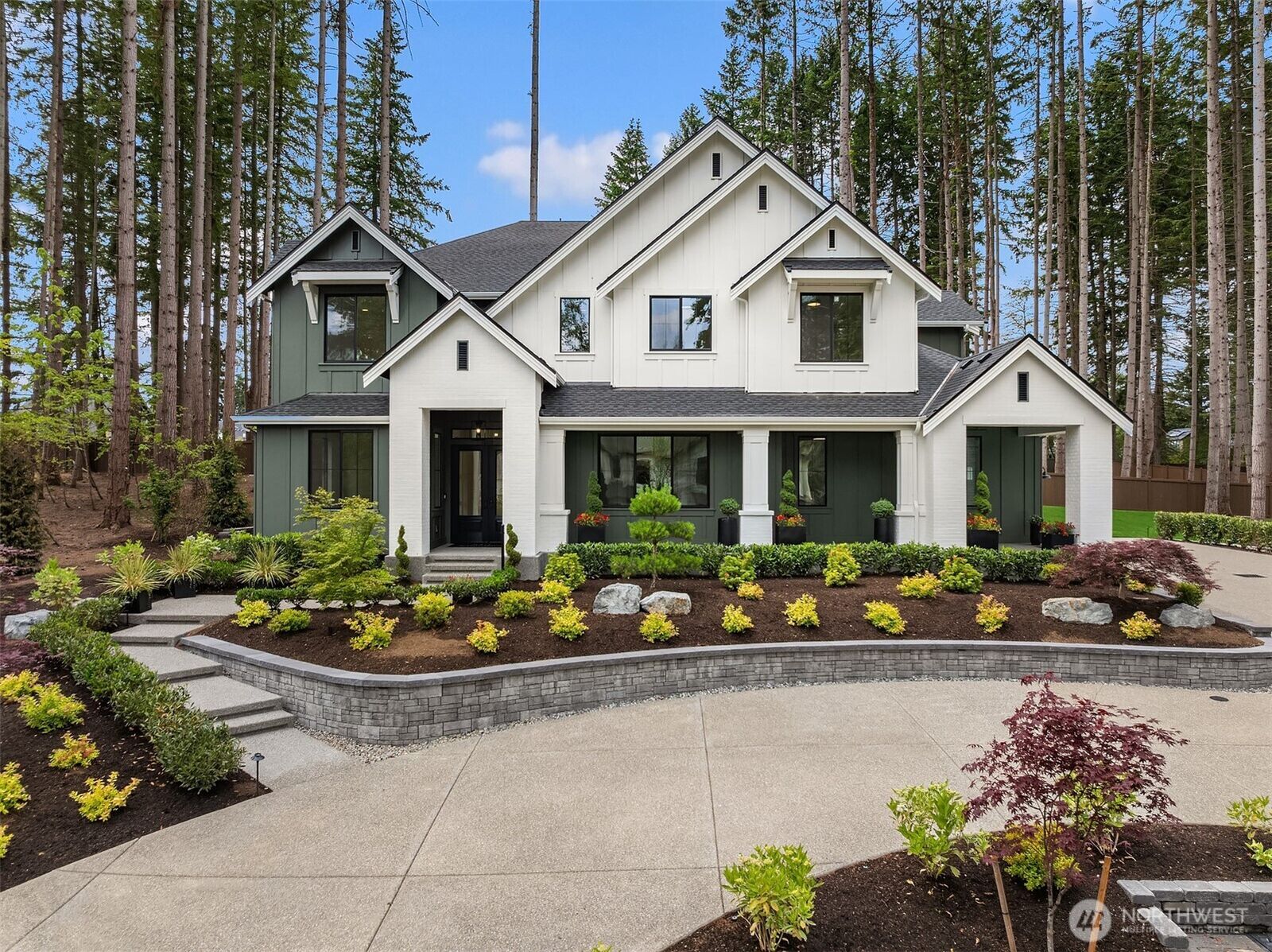 Property Photo:  15319  154th Avenue NE  WA 98072 