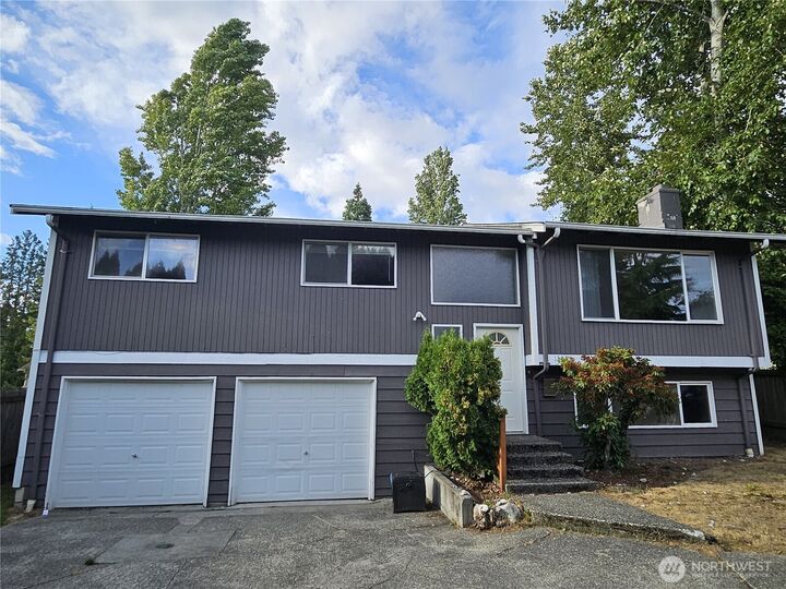 13051  37th Avenue NE  Seattle WA 98125 photo