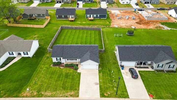 Property Photo:  521 Labrador Drive  KY 42101 