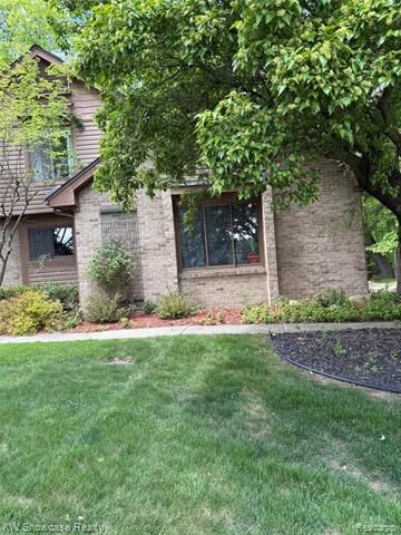 6422 Richard Run  West Bloomfield Twp MI 48322 photo