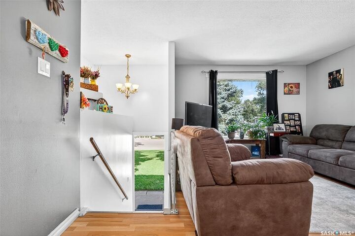 Property Photo:  1231 Spadina Street  SK S6H 7G5 