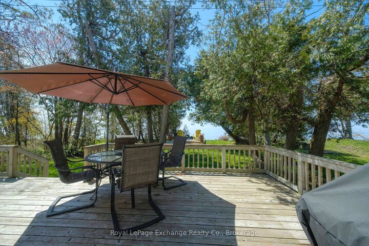Property Photo: 185 Huron Road ON N2Z 2X3