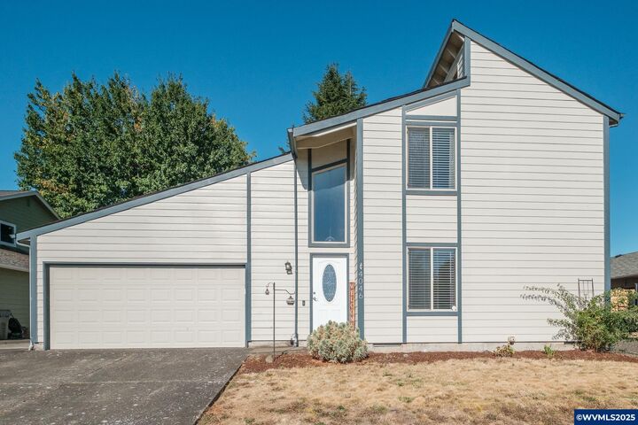 Property Photo: 4046 Evergreen St SE OR 97322