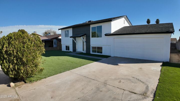 3717 W Columbine Drive  Phoenix AZ 85029 photo