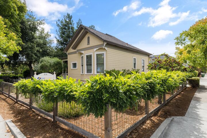 Property Photo: 531 E Washington Street CA 94952