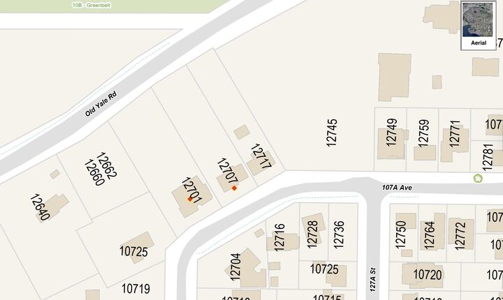 Photo de la propriété:  12707 107A Avenue  BC V3V 3J3 