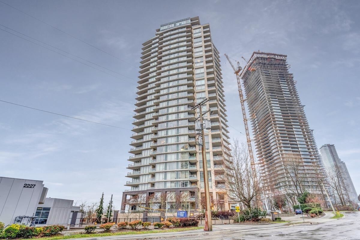 Property Photo:  2133 Douglas Road 1809  BC V5C 0E9 