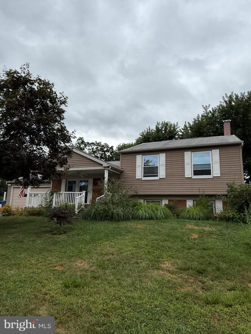 Property Photo:  908 Derbyshire Avenue  PA 17055 