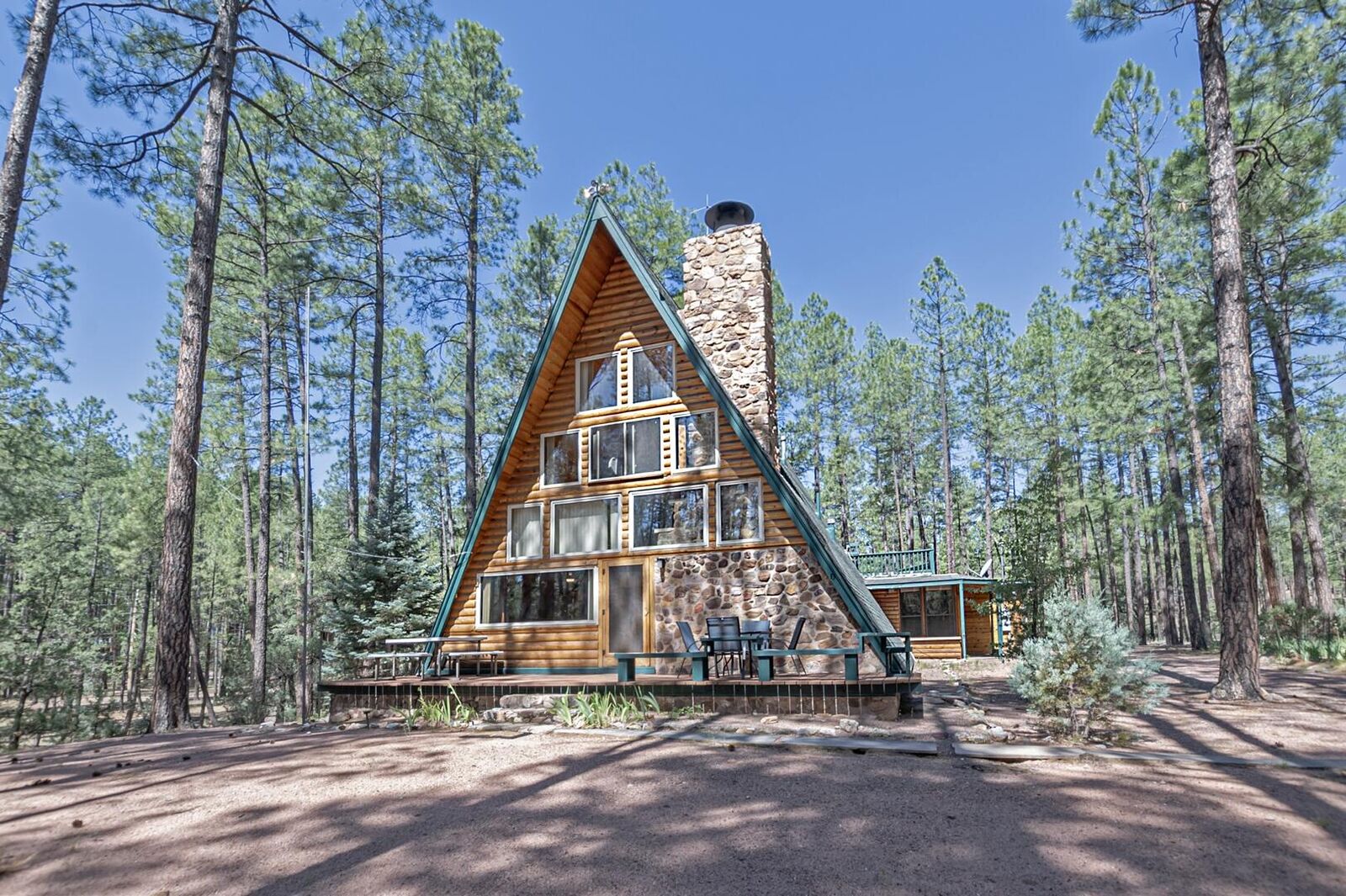 Property Photo:  183 W Raven Road  AZ 85541 