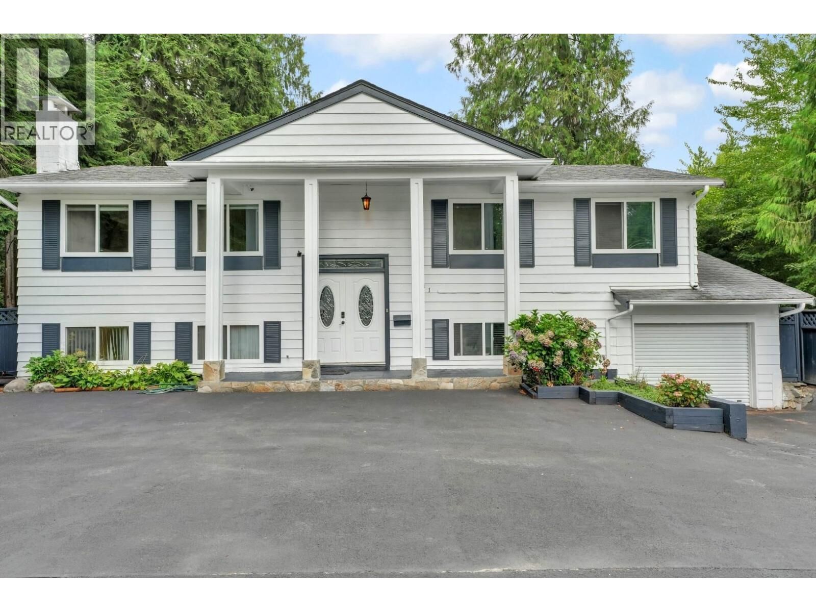 Property Photo:  1081 Lincoln Avenue  BC V3B 4Z5 