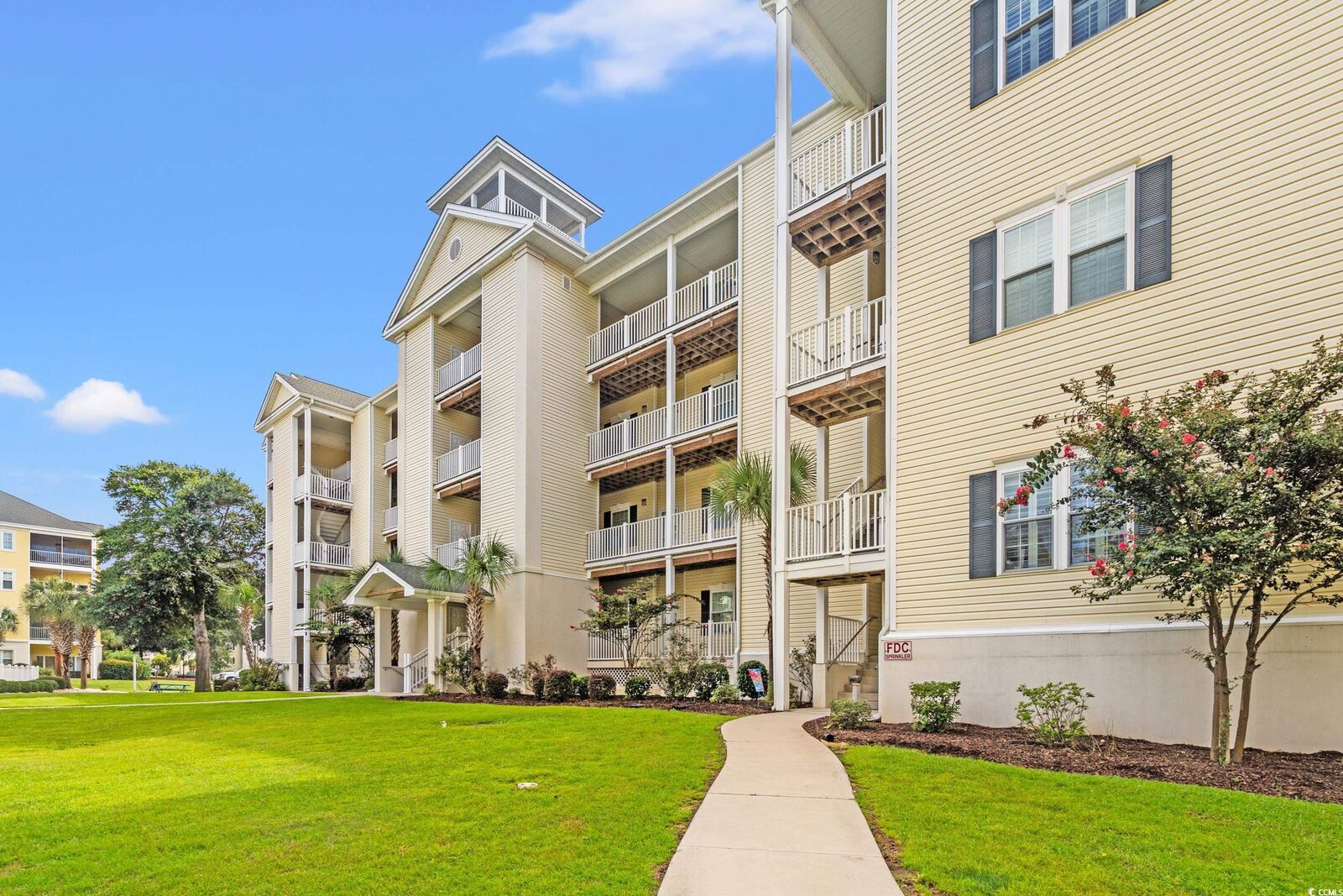 Property Photo:  601 Hillside Dr. N 1406  SC 29582 