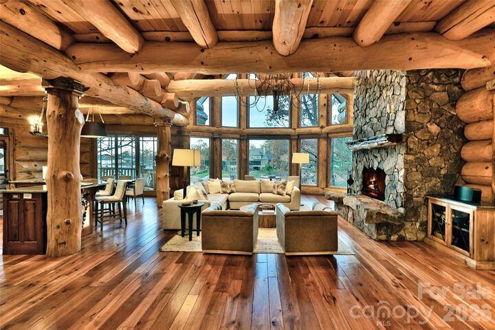 Property Photo:  512 Stonemarker Road  NC 28117 