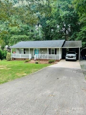 Property Photo: 219 Williams Drive NC 28138