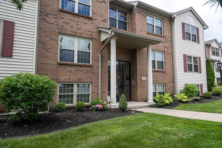 Property Photo:  151 Palisades Pointe  OH 45238 