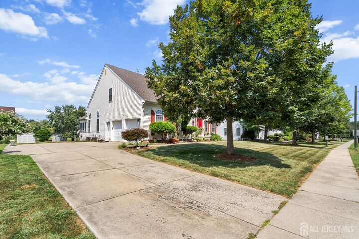 Property Photo: 10 Julie Court NJ 08873