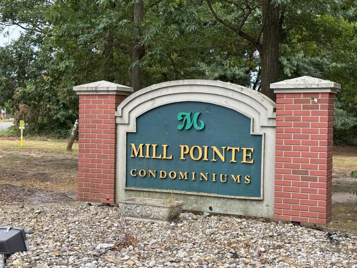 415 College Drive  Edison NJ 08817 photo