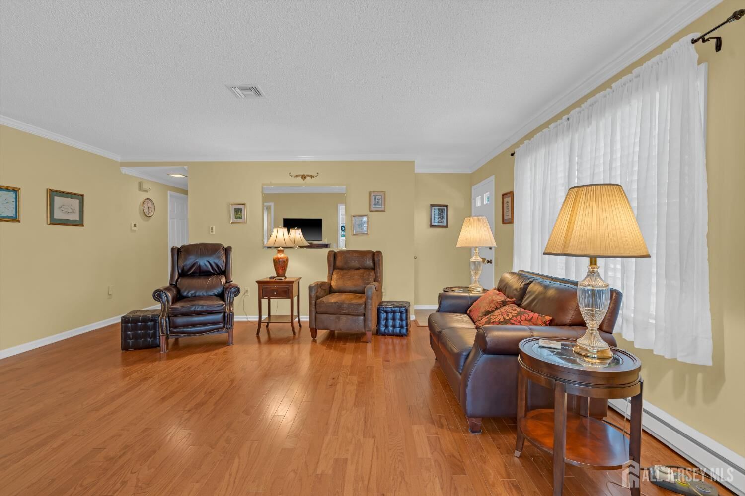 Property Photo:  335-B Old Nassau Road  NJ 08831 
