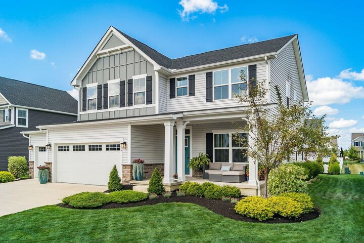 Property Photo:  406 Pagoda Loop  OH 43015 