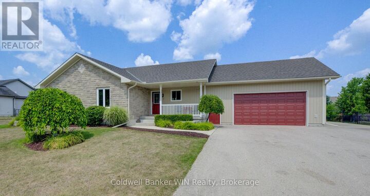 Property Photo: 22 Regency Drive ON N0G 1M0
