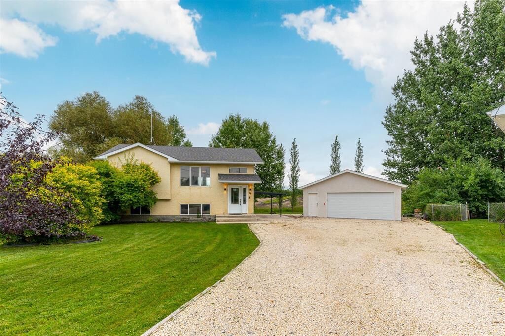 Property Photo:  28 Ridgeview Place  MB R0A 0C0 