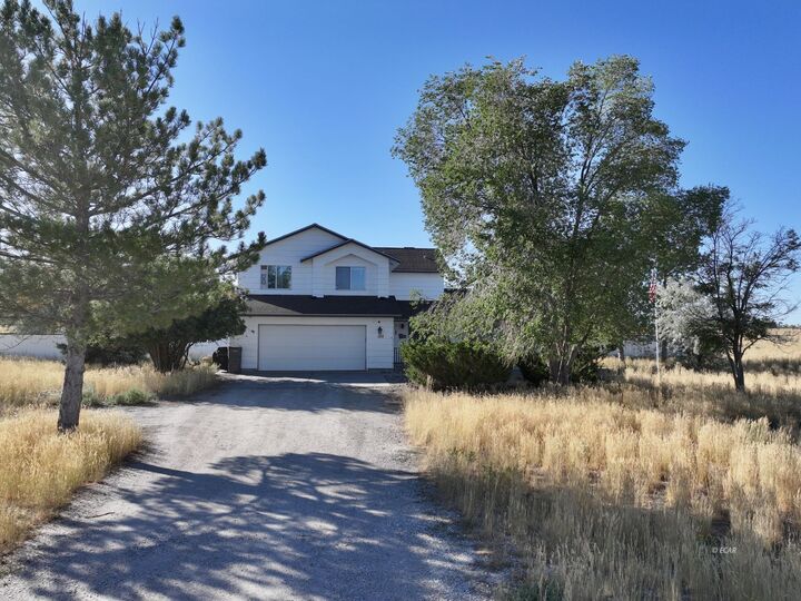 Property Photo: 150 Flora Lane NV 89815