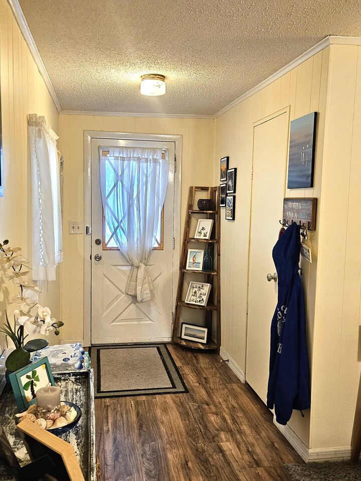 Property Photo:  35 Boundary Lane  FL 33040 