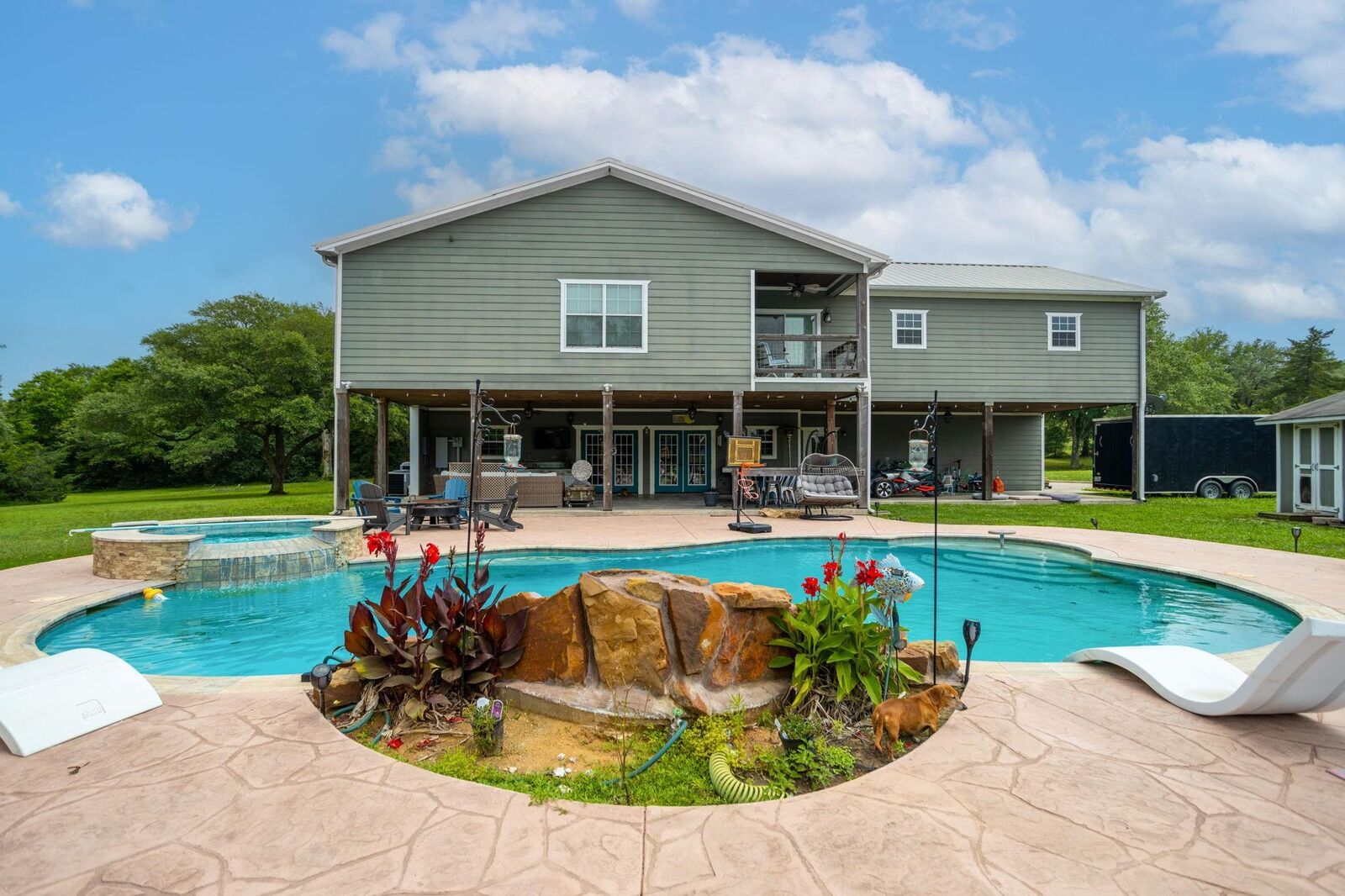 Property Photo: 305 Affleck Road TX 77833