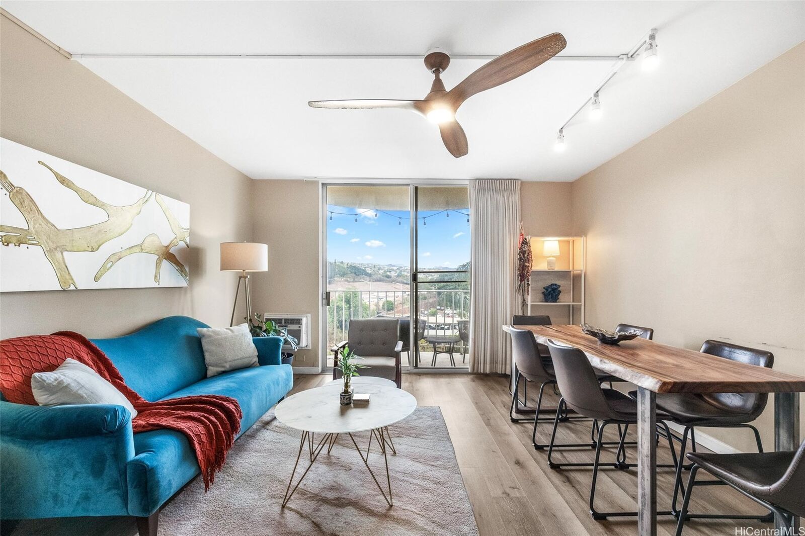 Property Photo: 98-1038 Moanalua Road 7-606 HI 96701