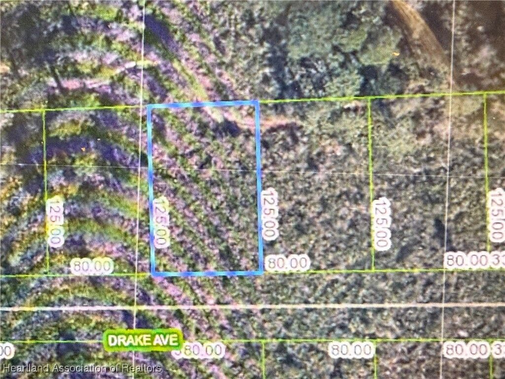 Property Photo: 3324 Drake Avenue FL 33852