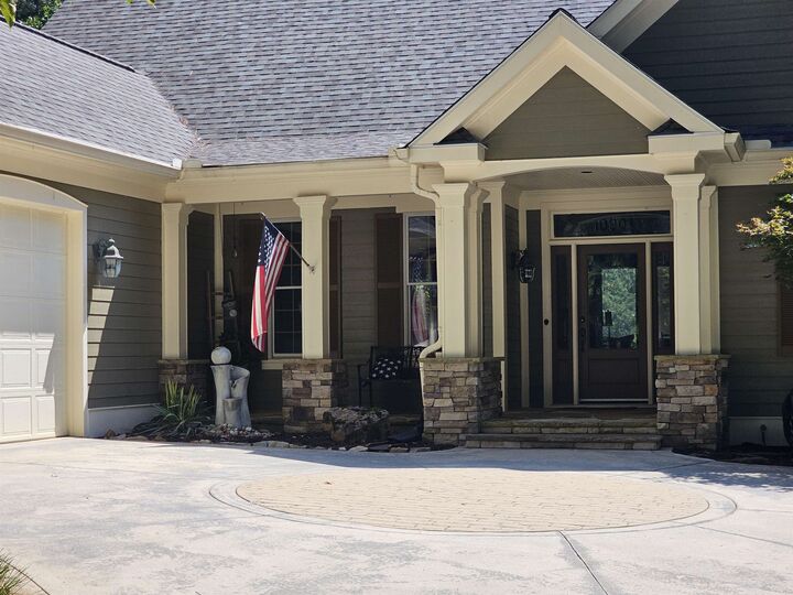 Property Photo: 1030 Yazoo Fishery GA 30642