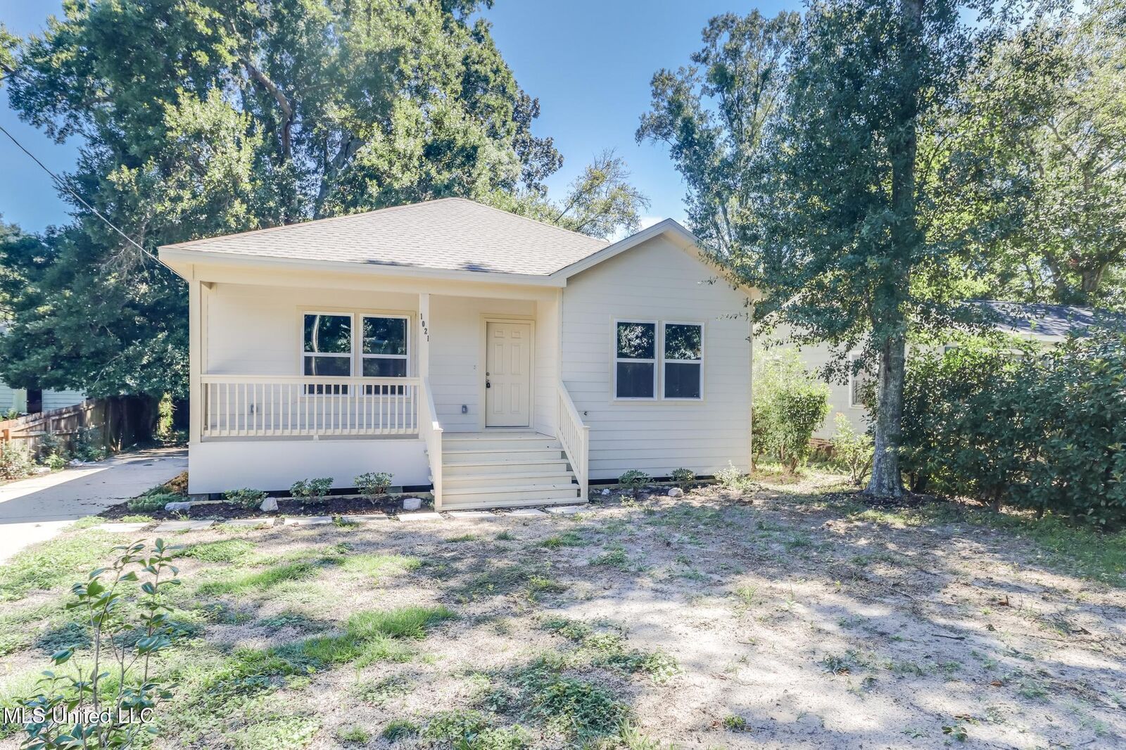 Property Photo:  1021 27th Street  MS 39501 