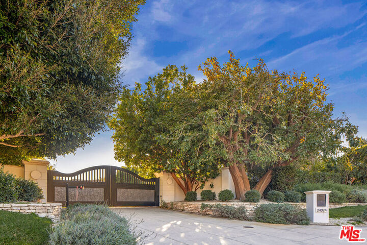 Property Photo:  24824 Pacific Coast Highway  CA 90265 
