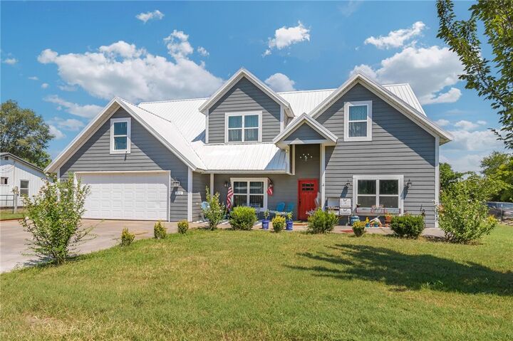 302 Fulton Street  Gentry AR 72734 photo