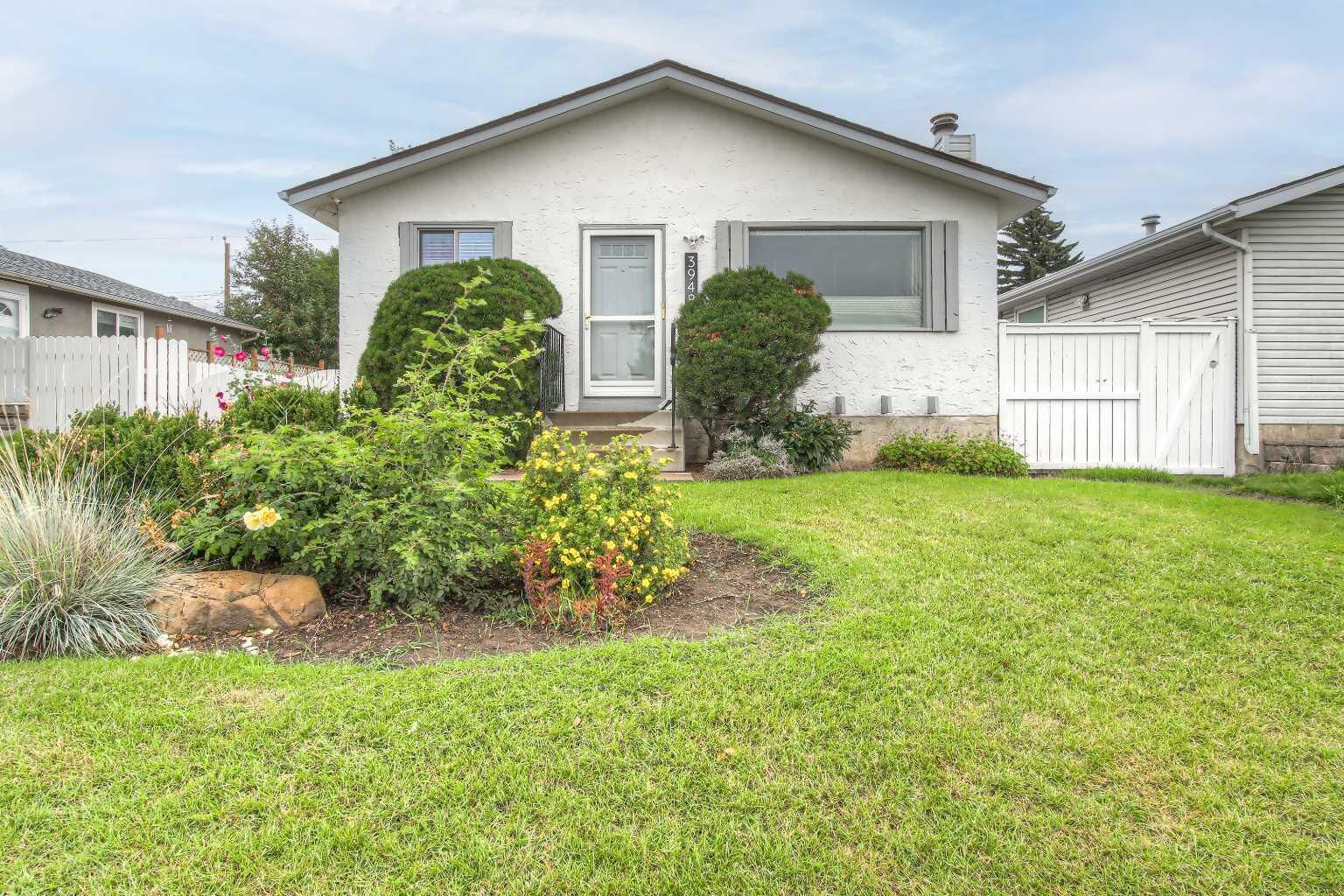 Property Photo: 3948 Marbank Drive NE AB T2A 3Z9