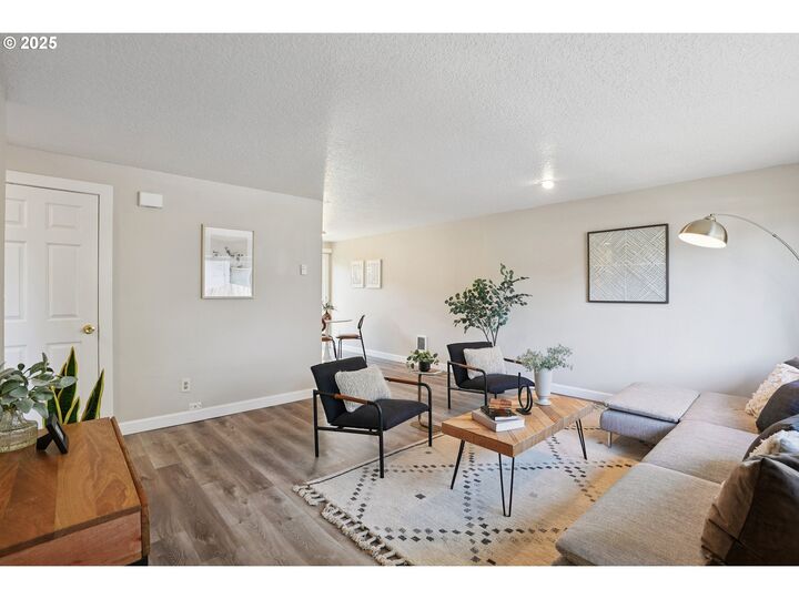 Property Photo:  5724 SE 83rd Ave  OR 97266 