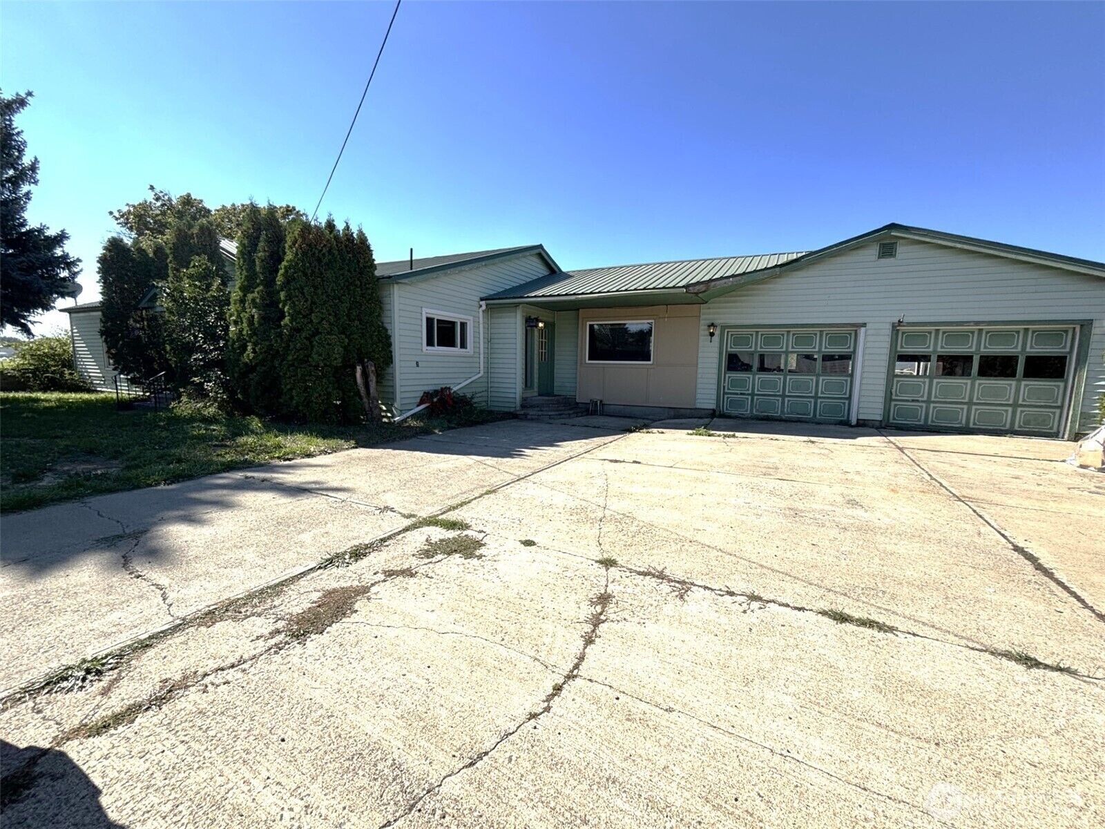 Property Photo:  3491  Reecer Creek Road  WA 98926 