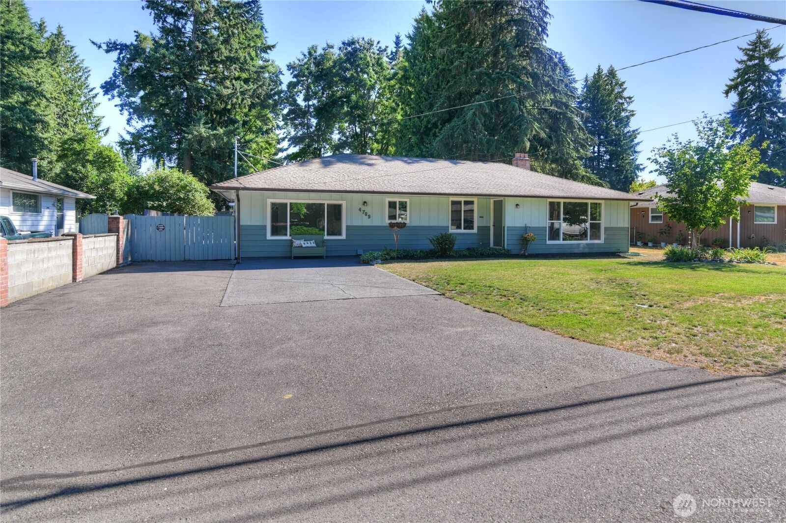 Property Photo:  4709  14th Avenue SE  WA 98503 